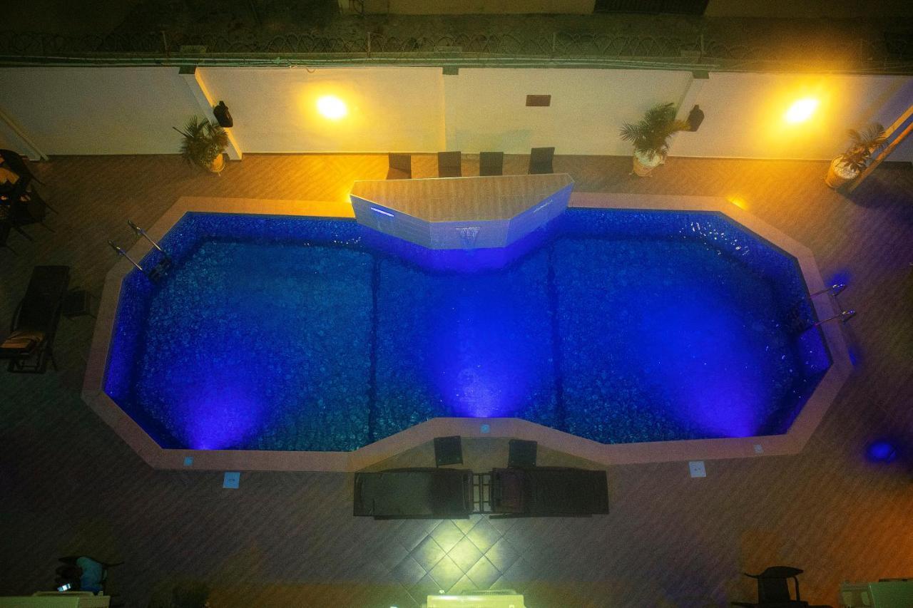 Presken Hotels @Fajodd-4 Ikeja Buitenkant foto